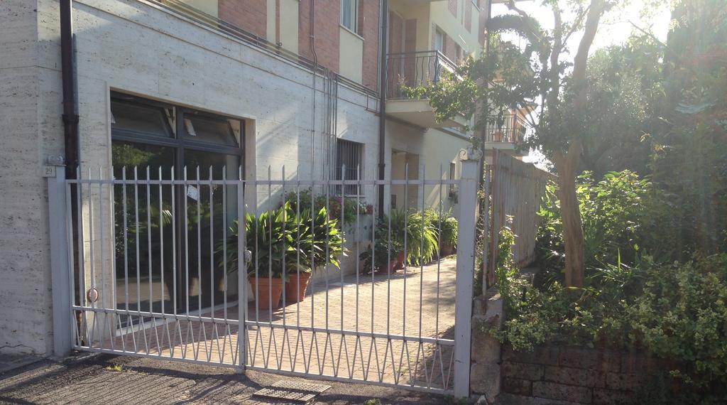 Sweet Irene Deluxe Apartamento Bardolino Exterior foto