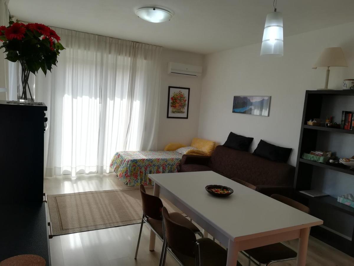 Sweet Irene Deluxe Apartamento Bardolino Exterior foto