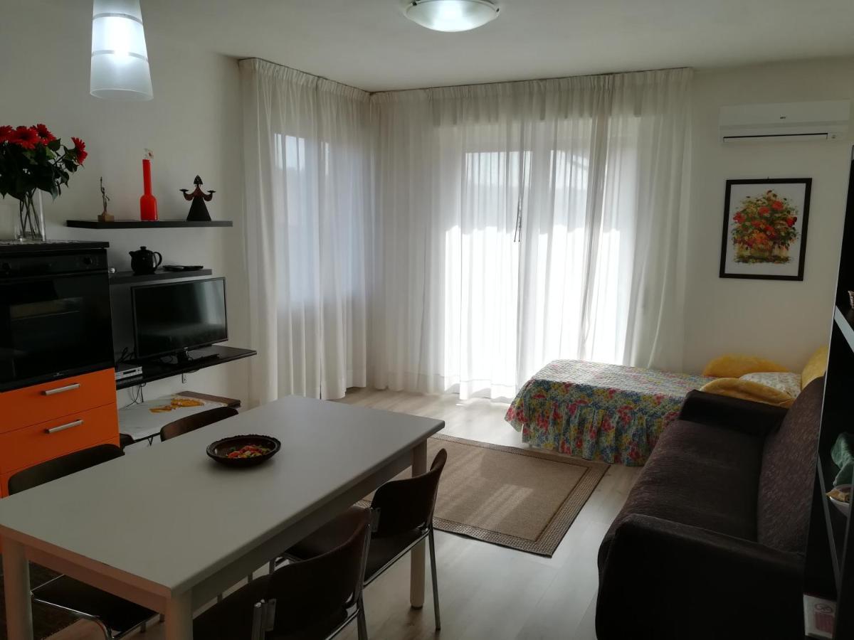 Sweet Irene Deluxe Apartamento Bardolino Exterior foto